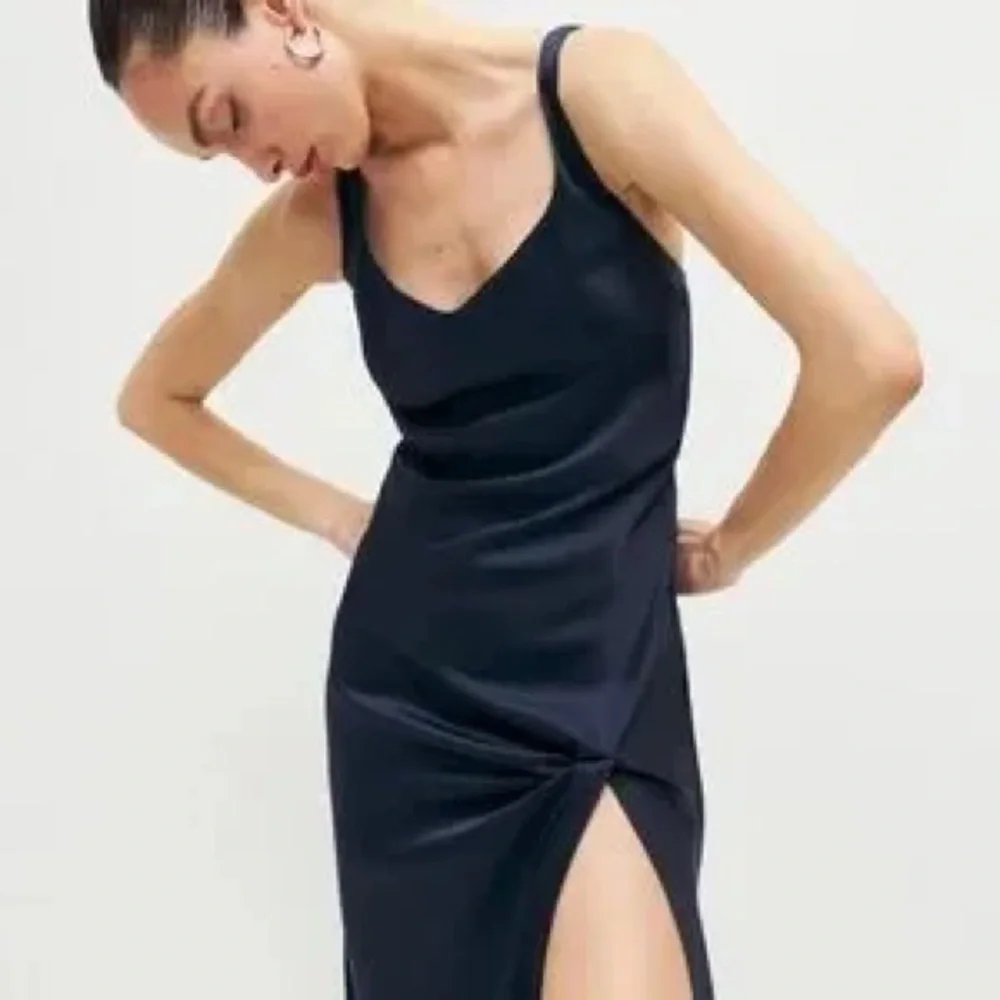 Reformation Deep Blue V-Neck Dress - Picture 2 of 5